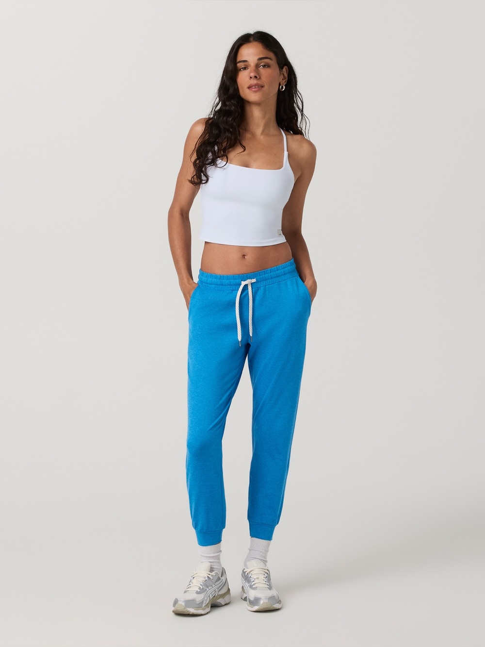 VUORI blue performance jogger